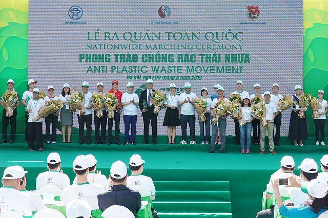 Bamboo chính thức ký cam kết “loại bỏ” rác thải nhựa trên các chuyến bay